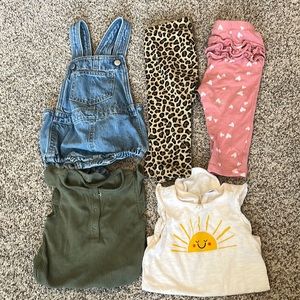 Girls Old Navy 12-18 month trendy spring clothing bundle